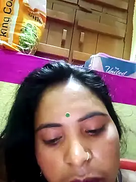 Snapshot of KRITIKA01990 chatting on June 5, 10:59 pm KRITIKA01990 online show from June 5, 10:59 pm