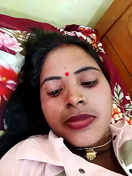 Snapshot of KRITIKA01990 chatting on June 7, 7:34 am KRITIKA01990 online show from June 7, 7:34 am
