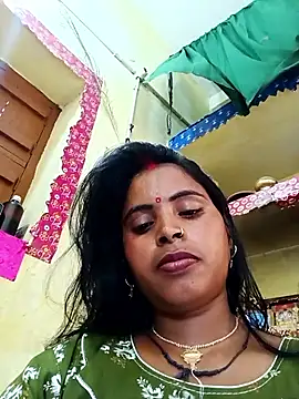Snapshot of KRITIKA01990 chatting on June 8, 3:51 am KRITIKA01990 online show from June 8, 3:51 am
