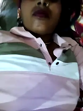 Snapshot of KRITIKA01990 chatting on June 10, 7:18 am KRITIKA01990 online show from June 10, 7:18 am