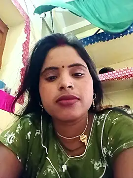 Snapshot of KRITIKA01990 chatting on June 14, 4:36 am KRITIKA01990 online show from June 14, 4:36 am