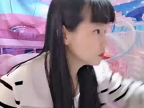 Snapshot of Xixi-4520 chatting on June 12, 1:15 am Xixi-4520 online show from June 12, 1:15 am