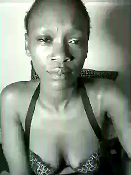 JuicyChocolate254 online show from June 8, 1:28 am