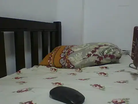 Snapshot of sexydama chatting on June 5, 10:37 pm sexydama online show from June 5, 10:37 pm