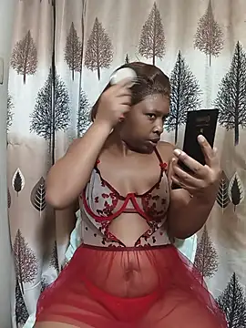 Vanillgirlx online show from June 12, 9:57 pm