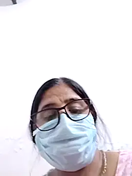 Snapshot of Hina4577 chatting on June 7, 6:33 pm Hina4577 online show from June 7, 6:33 pm