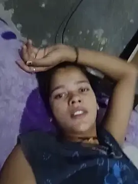 Snapshot of Hot_bhabi0123 chatting on June 9, 2:12 am Hot bhabi0123 online show from June 9, 2:12 am