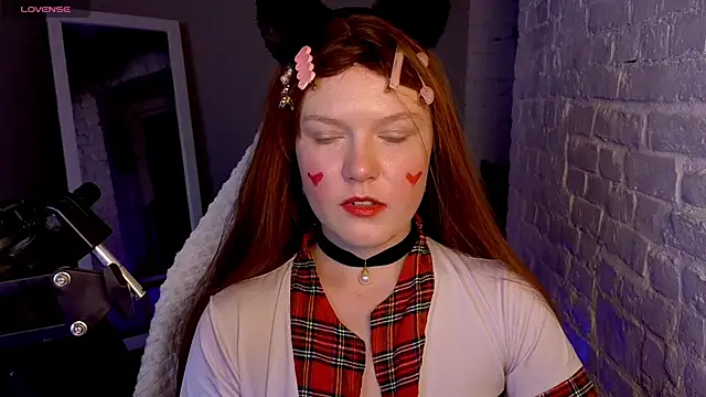 AuroraGlo online show from June 6, 8:57 pm
