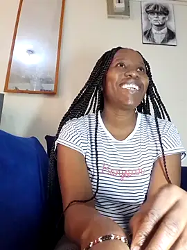 Snapshot of Miss_Bunny5 chatting on June 4, 8:42 am Miss Bunny5 online show from June 4, 8:42 am