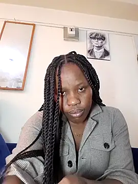Snapshot of Miss_Bunny5 chatting on June 5, 7:14 am Miss Bunny5 online show from June 5, 7:14 am