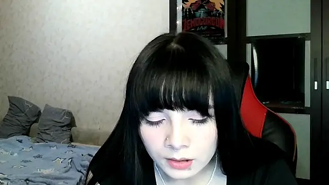 kawaiigothica online show from June 11, 6:28 pm