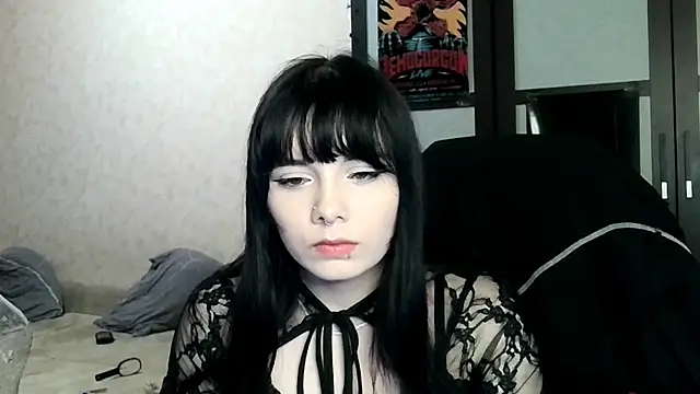 kawaiigothica online show from June 15, 4:42 pm