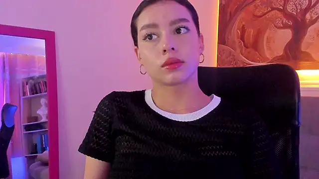 Snapshot of meloddy_rouss_ chatting on June 11, 8:07 pm meloddy rouss online show from June 11, 8:07 pm