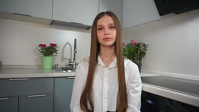 MerryHotlend online show from June 11, 4:16 pm