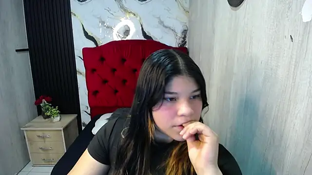 tiana wolf online show from June 6, 12:32 pm