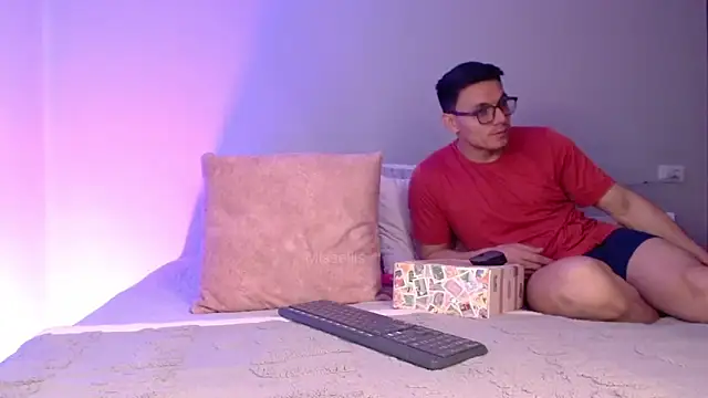 Snapshot of Missellis_ chatting on June 18, 12:09 pm Missellis online show from June 18, 12:09 pm