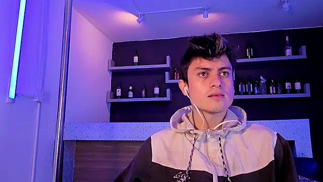 angel still  online show from June 13, 3:04 am