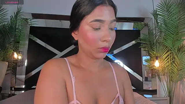 Little-Cherry- online show from July 10, 6:32 pm