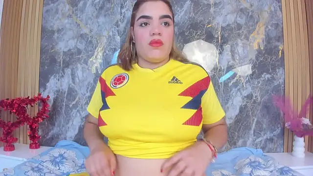 AMMY HONEY online show from June 19, 8:01 pm