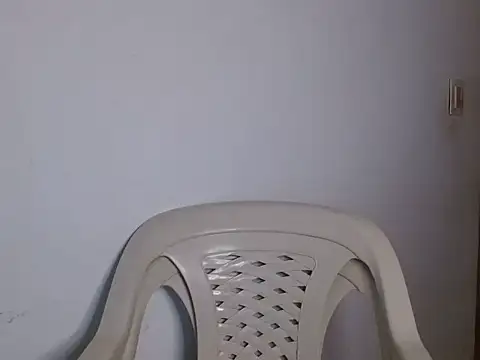 Snapshot of girl_piscis chatting on June 7, 3:54 am girl piscis online show from June 7, 3:54 am
