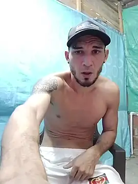 Snapshot of junior_926 chatting on June 15, 1:13 pm junior 926 online show from June 15, 1:13 pm