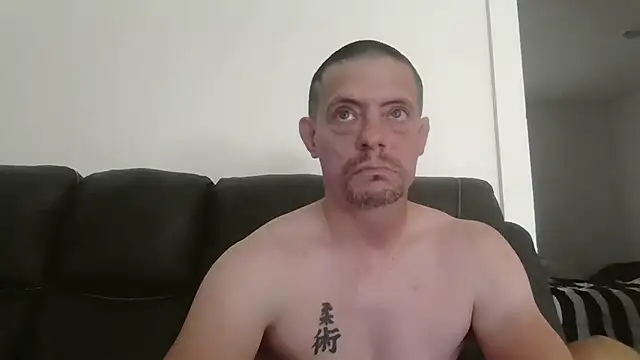 Daddy Smallz xxx online show from June 20, 6:33 pm