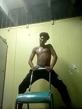 dantecruz19 online show from July 26, 3:25 am