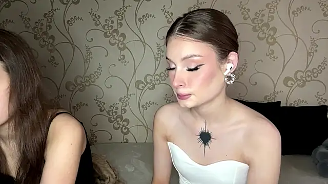 Snapshot of BestSweetyBB chatting on June 14, 5:37 pm BestSweetyBB online show from June 14, 5:37 pm