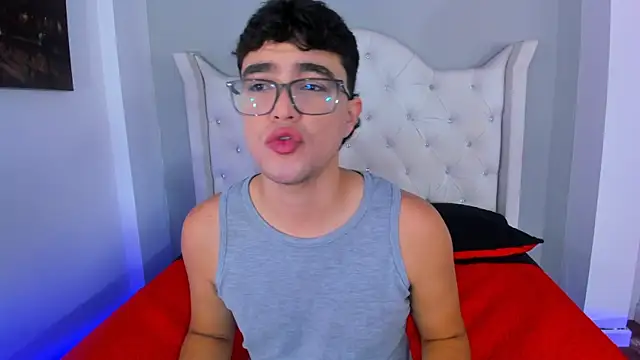 Thiago Monaco online show from June 14, 7:38 pm