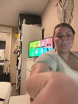 Snapshot of chubbyqueenbb chatting on June 4, 8:59 pm chubbyqueenbb online show from June 4, 8:59 pm