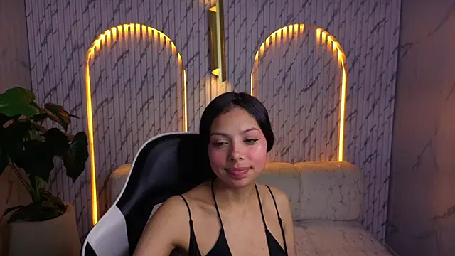 samantha tx  online show from June 14, 3:08 am