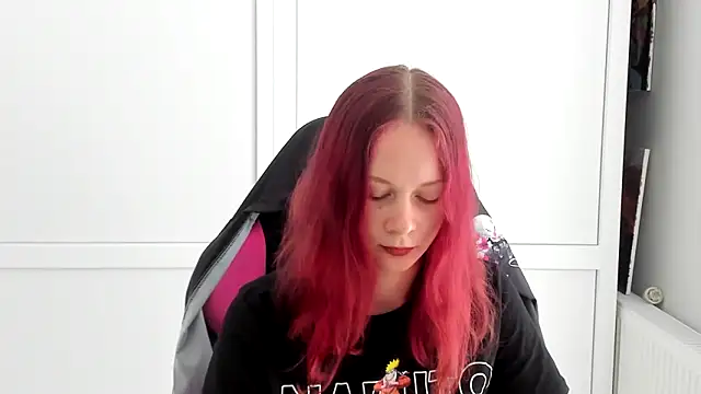 Snapshot of Skylar_spring chatting on June 10, 6:12 am Skylar spring online show from June 10, 6:12 am
