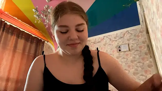Snapshot of JackiStifflemire chatting on June 5, 2:23 pm JackiStifflemire online show from June 5, 2:23 pm
