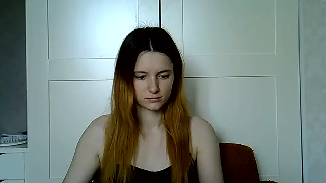 Snapshot of KatteLightX chatting on June 13, 6:33 am KatteLightX online show from June 13, 6:33 am