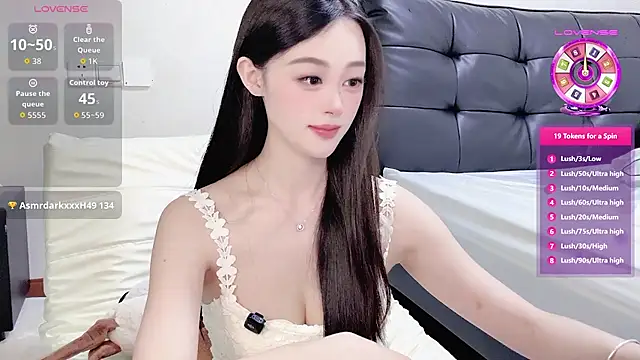 Ellaa999 online show from June 11, 7:39 am