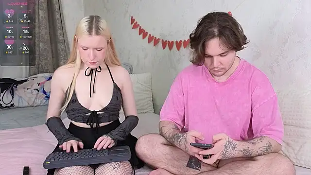 skuf page online show from July 13, 8:55 pm