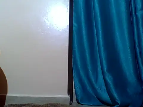 Snapshot of EbonyJuly chatting on June 13, 5:33 pm EbonyJuly online show from June 13, 5:33 pm