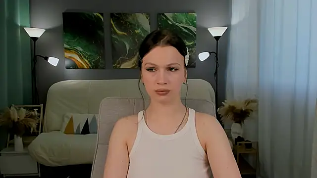 Snapshot of EliiDark chatting on June 16, 8:39 am EliiDark online show from June 16, 8:39 am