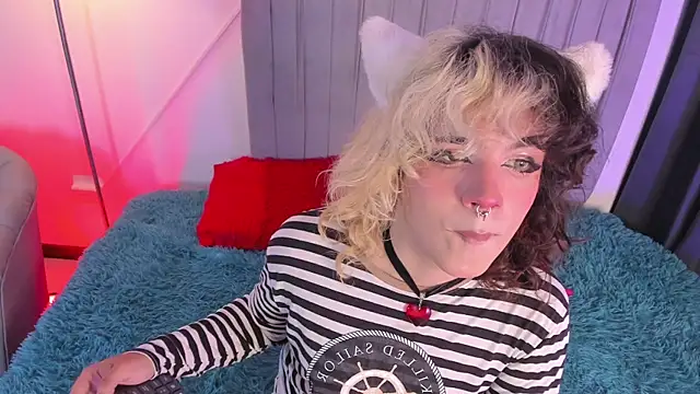 Hunter Pheach online show from June 24, 8:52 pm