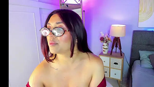 Snapshot of ginger_honey_ chatting on June 12, 1:21 pm ginger honey online show from June 12, 1:21 pm