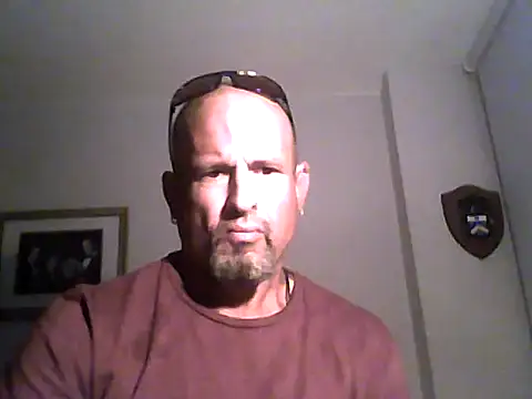 Snapshot of SlickDickyadown chatting on June 11, 3:26 am SlickDickyadown online show from June 11, 3:26 am