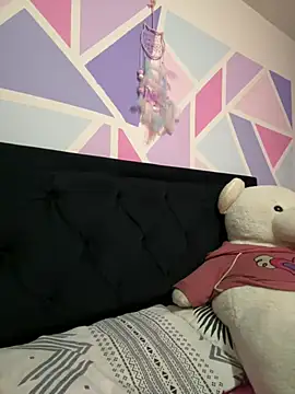 lia 20xx online show from June 6, 10:47 pm