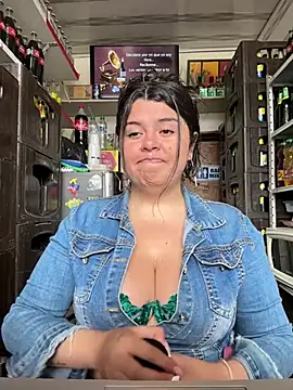 lia 20xx online show from July 29, 8:07 pm