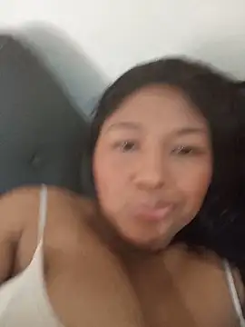 MoonMua online show from June 10, 6:07 pm
