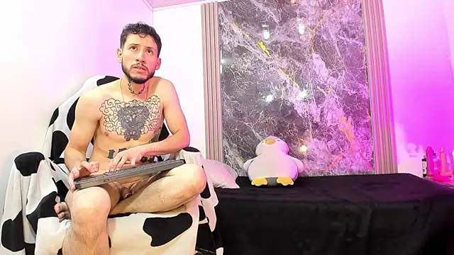 liam and vaiolet  online show from August 4, 3:32 am