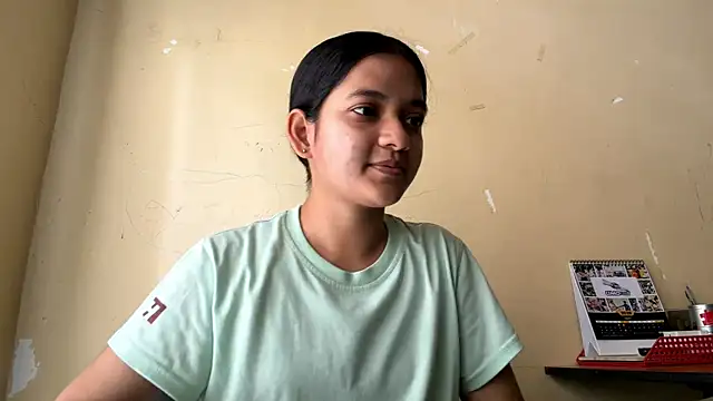 Snapshot of yuna_luxy chatting on June 12, 7:29 am yuna luxy online show from June 12, 7:29 am