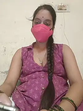 Snapshot of villagebhabhihorny chatting on July 28, 11:17 am villagebhabhihorny online show from July 28, 11:17 am