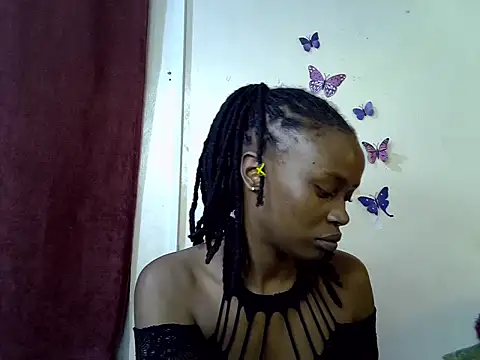 Snapshot of Rasta_tattoooed chatting on June 10, 4:28 pm Rasta tattoooed online show from June 10, 4:28 pm