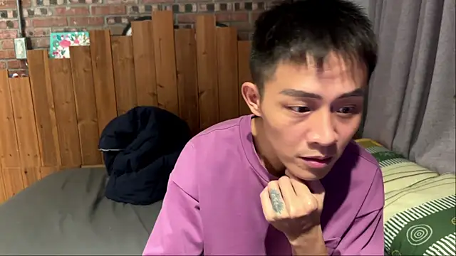 deansu0819 online show from June 12, 3:33 pm
