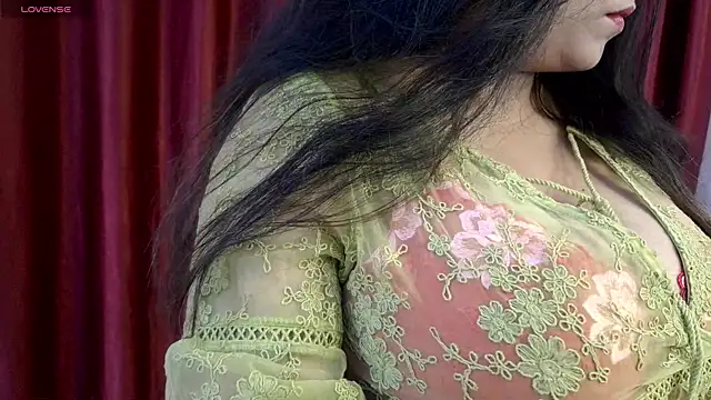 hey rhea online show from July 19, 5:27 pm